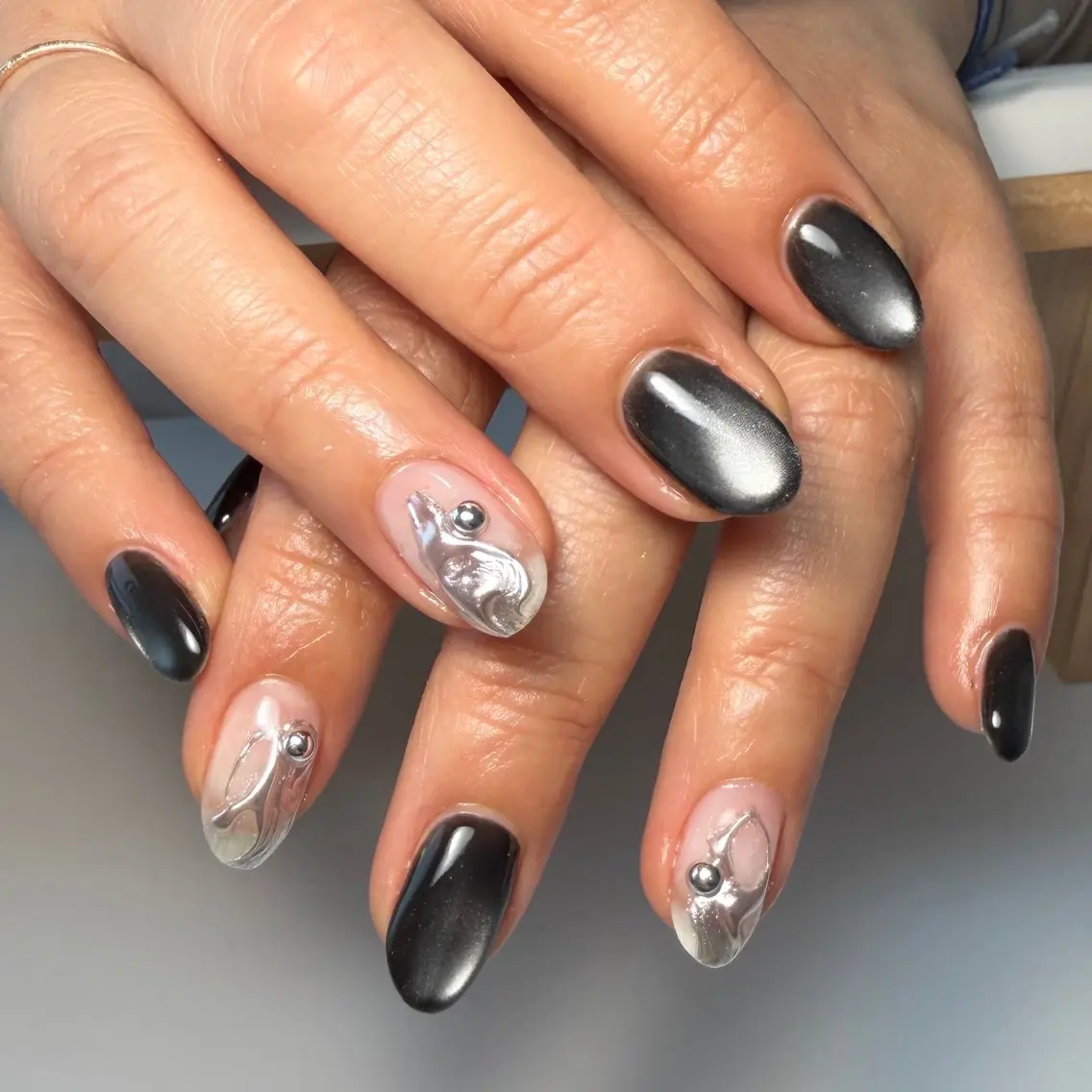 ネイル アートネイル クリアネイル マグネットネイル シルバー シンプルネイル ハンドネイル プライベートサロン NAIL BY YUのネイルデザイン