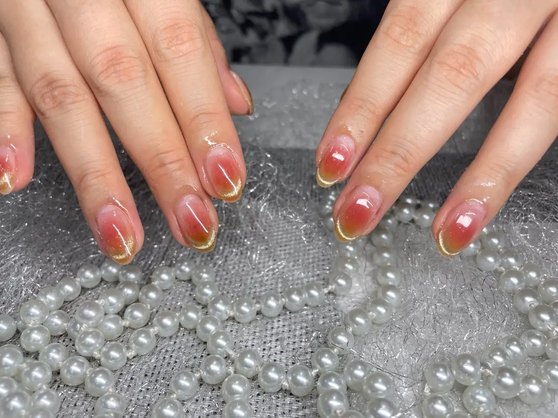 ネイル 長さ出し フットネイル フレンチネイル ジェルネイル ガラスフレンチ More Glam渋谷店のネイルデザイン