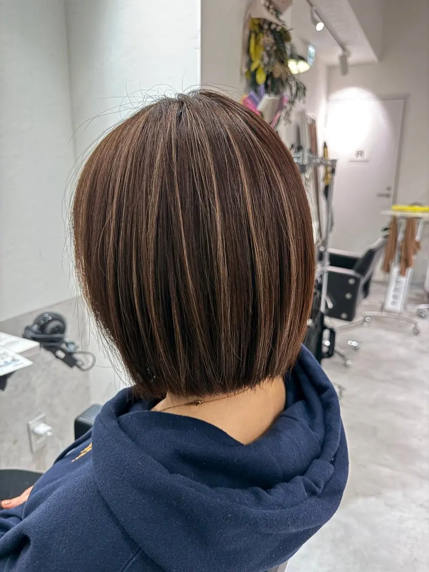 ショート カラー ベージュカラー ブラウンカラー ブラウンベージュ ハイライトカラー ハイライト yume🦋/ CIERA南船場のヘアスタイル