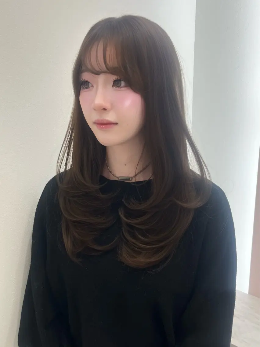セミロング セミロングレイヤー 伸ばしかけ レイヤーカット 透明感カラー/レイヤ ー/京都/Himaのヘアスタイル