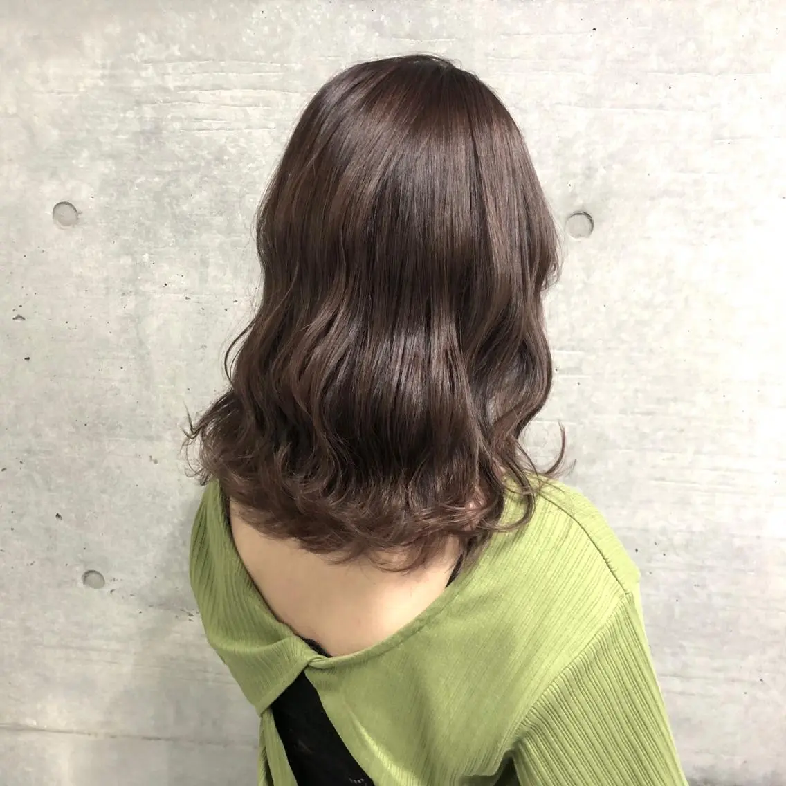 ミディアム カラー ベージュカラー ココアベージュ ハイライトカラー ハイライト 卒業式お呼ばれ🕊️ ヘアセット✴︎ミキのヘアスタイル
