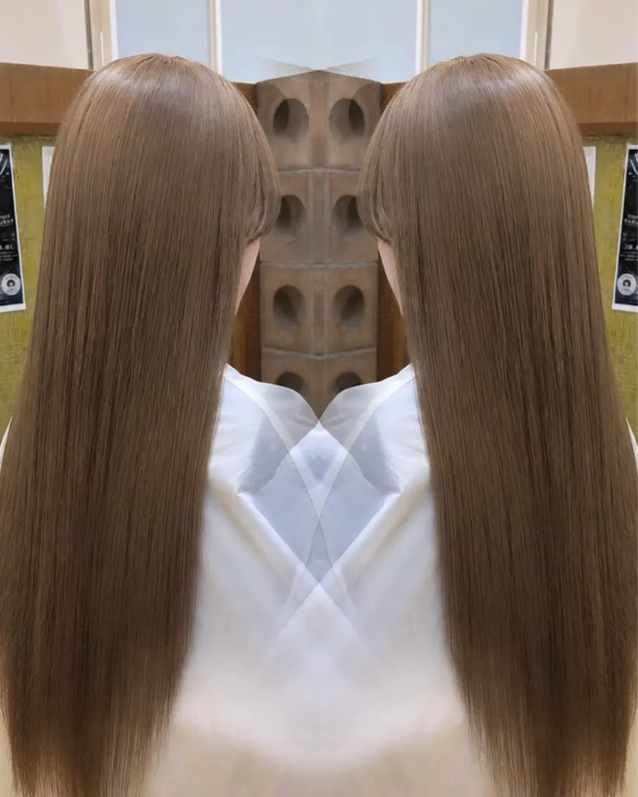 ロング カラー ベージュカラー ブリーチ ミルクティーベージュ トリートメント ヘアカラー トリートメント 海外レイヤー🇺🇸 ハイライト/sakuのヘアスタイル