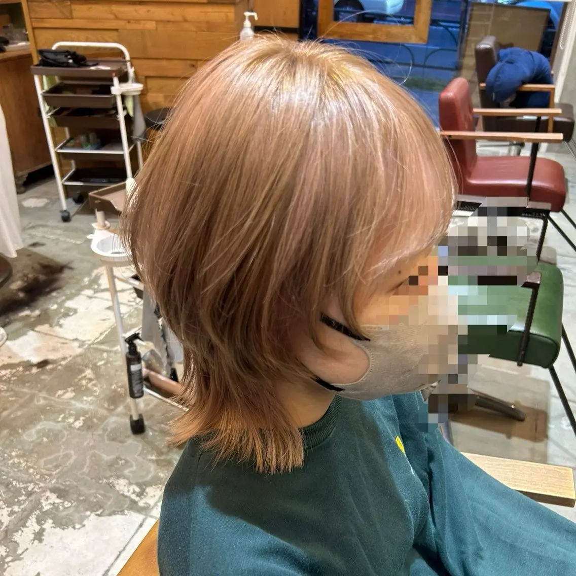ショート カラー カット ヘアカラー トリートメント 若狭 彩花のヘアスタイル