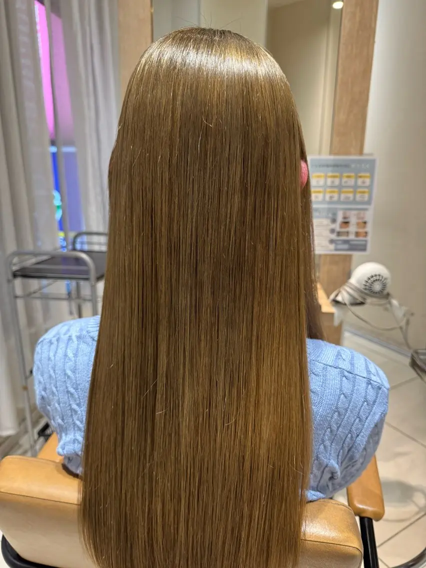 セミロング 🤍ツヤ髪🤍 エリカワネオのヘアスタイル