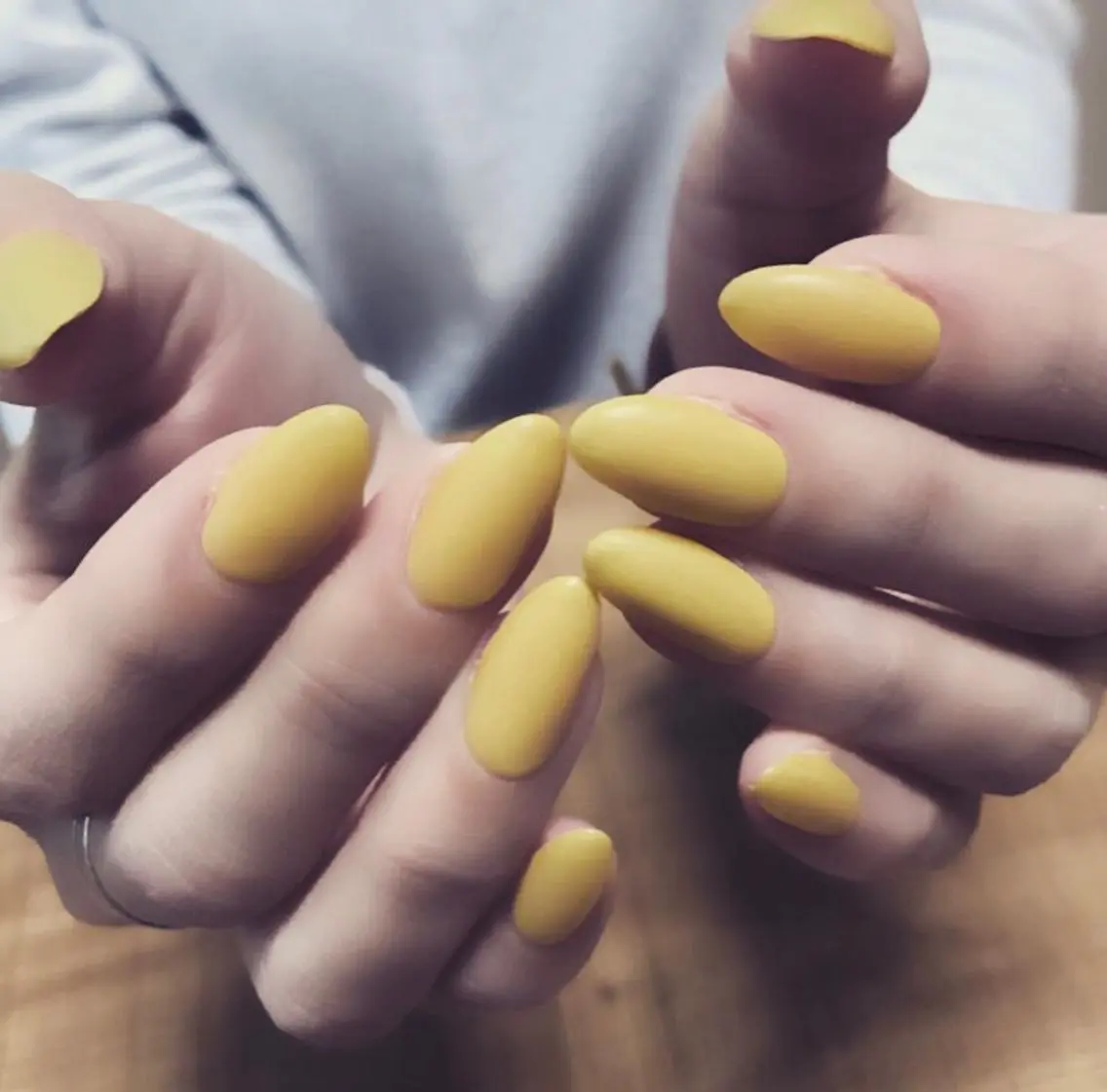 ネイル シンプルネイル ツメトマツゲ .のネイルデザイン