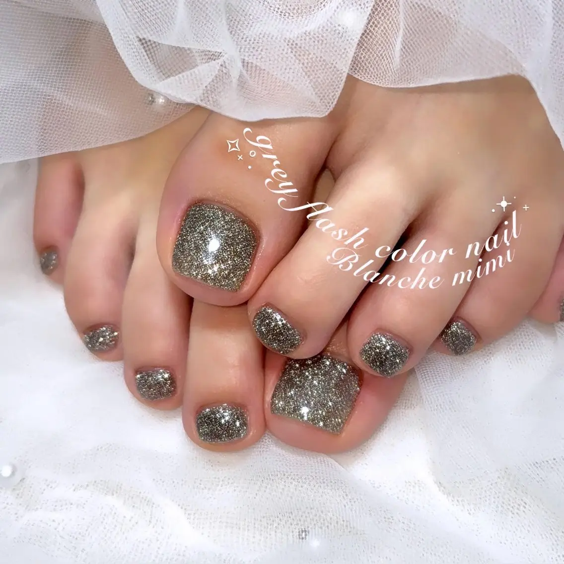 ネイル フラッシュネイル フットネイル Blanche mimi.u_aのネイルデザイン