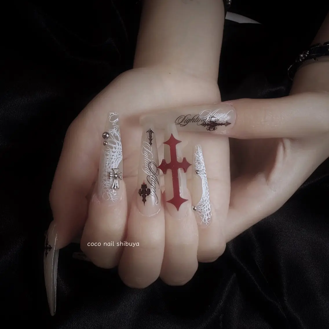 ネイル 長さ出し 韓国ネイル ロングネイル 持ち込み スーパーロングネイル ハンドネイル CoCo Nail 長さ出し専門店のネイルデザイン