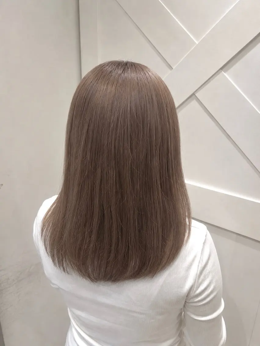 カラー ヘアカラー トリートメント 透明感カラー🫧/ ハイトーン/いよりのヘアスタイル