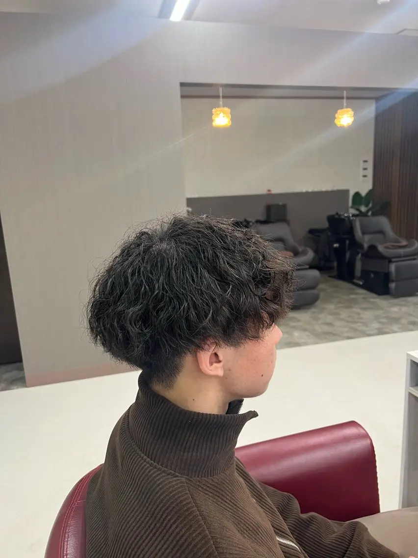 ショート パーマ メンズ メンズパーマ 波巻きパーマ KEN 🌟のヘアスタイル