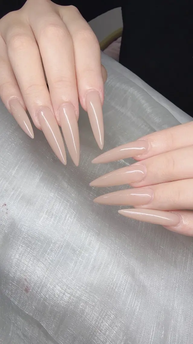 ネイル ハンドネイル Lee Nailsのネイルデザイン