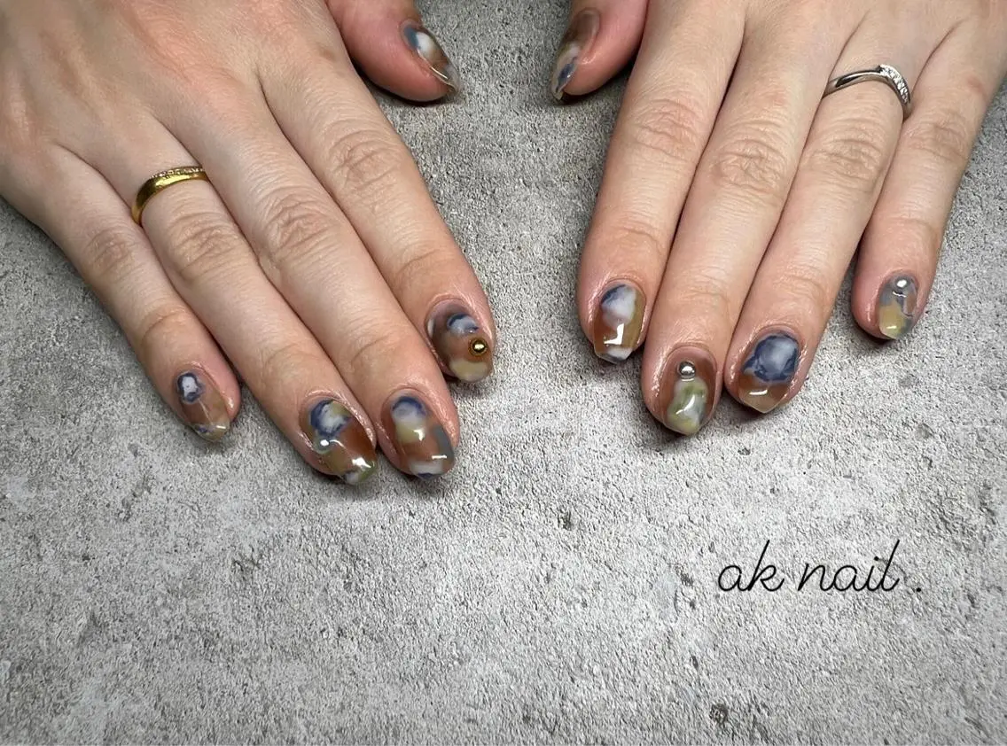 ミディアム ネイル ハンドネイル ak nail .のネイルデザイン