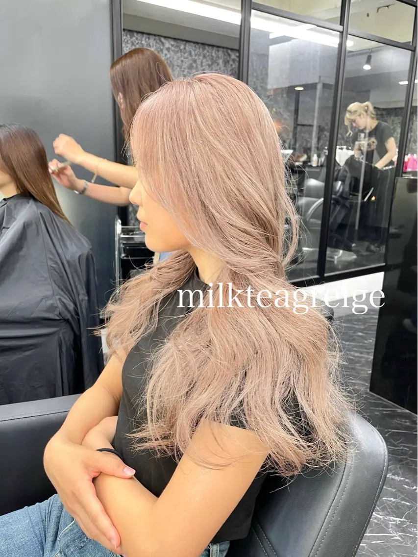 セミロング カラー ヘアカラー トリートメント エクステ🩵ブリーチ 韓国ヘア🩵KAEのヘアスタイル