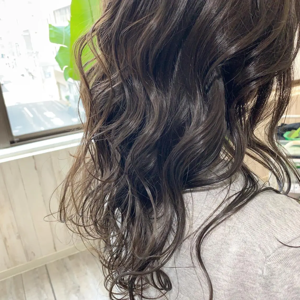ミディアム カラー 心斎橋韓国ボブ 好原良真のヘアスタイル