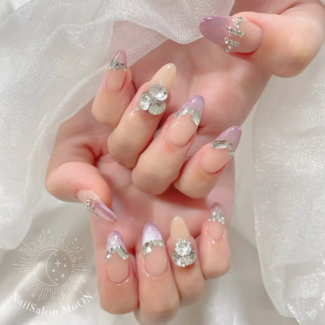 ネイル ハンドネイル ハンドケア MoON...❤︎ MeGuのネイルデザイン