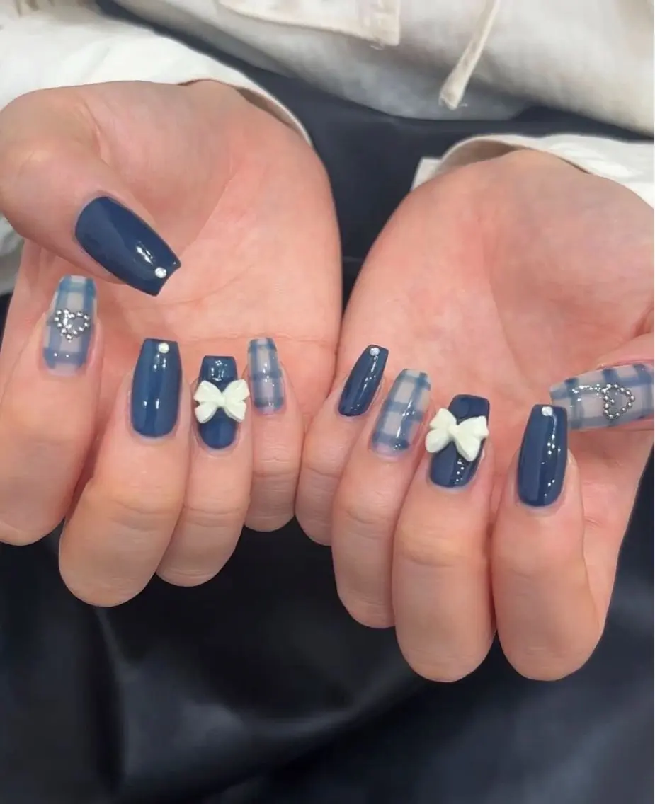 ネイル 韓国ネイル マグネットネイル 持ち込み ハンドネイル Dyo Nail_Royalのネイルデザイン