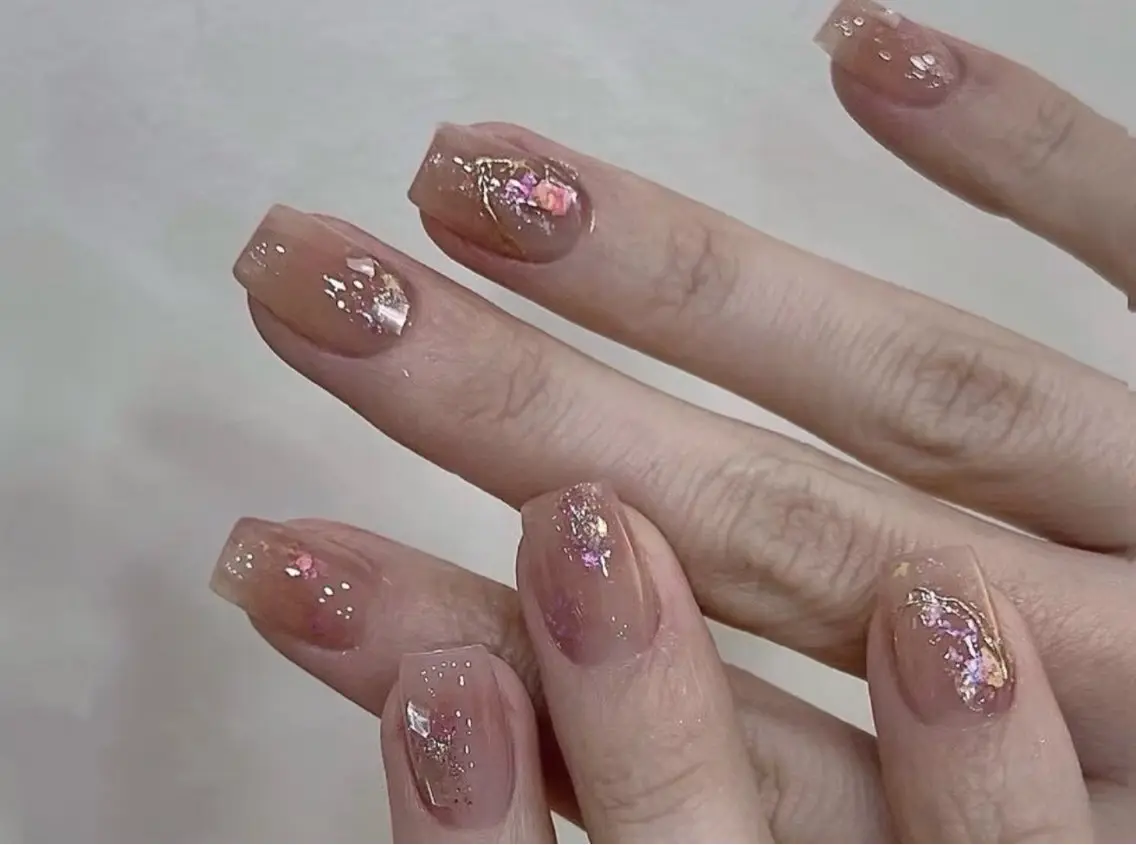 ネイル more glamのネイルデザイン