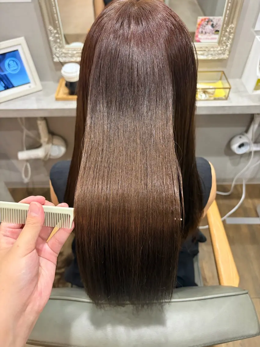 ロング ヘアカラー 田端 楓空のヘアスタイル