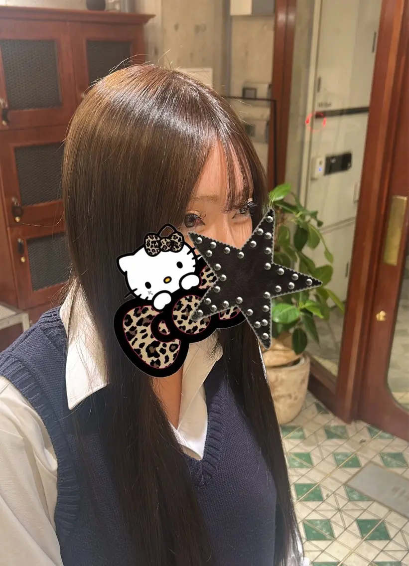 ロング カラー 透明感カラー ヘアカラー iris🌙 miyuのヘアスタイル