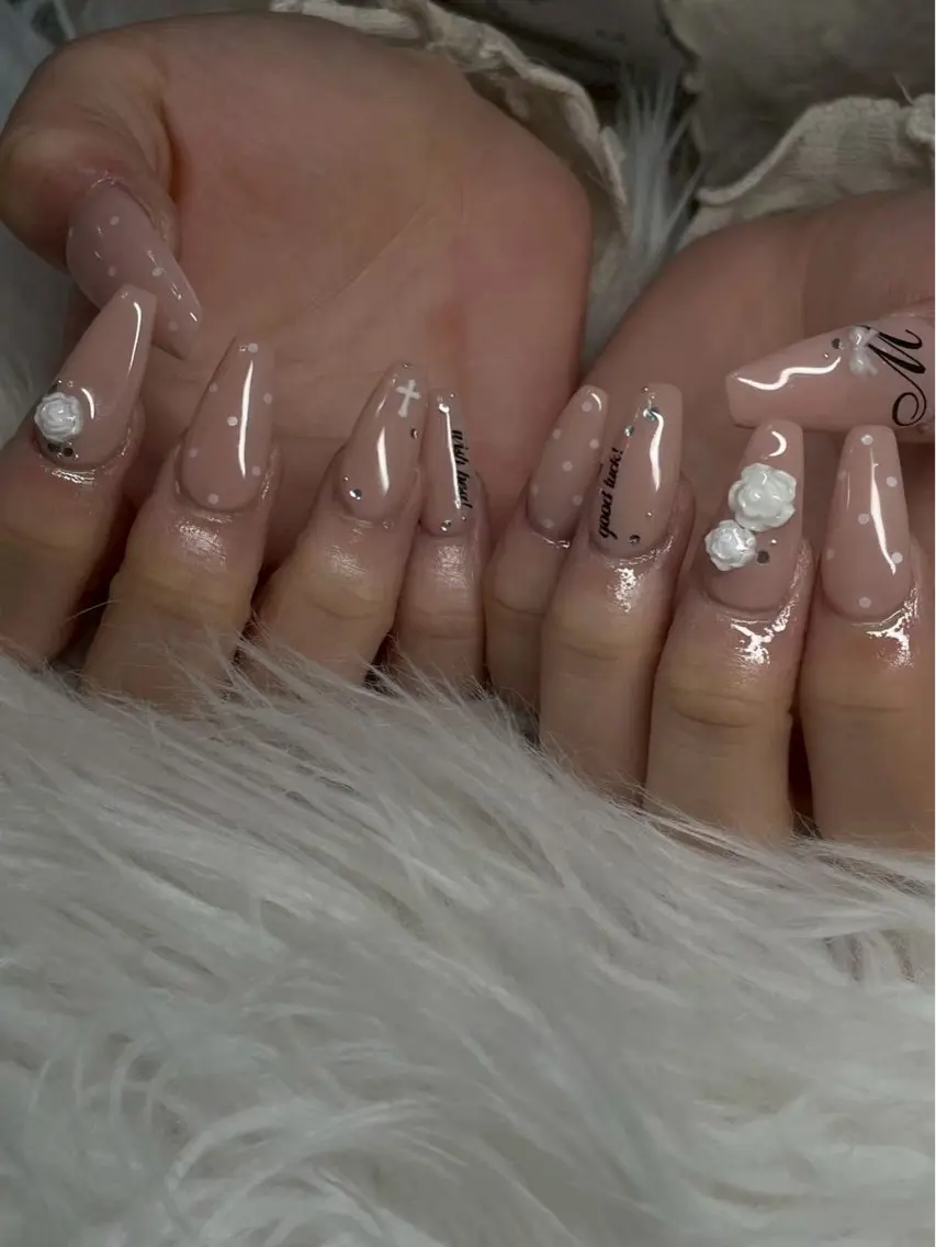 ネイル Bitty ✞suzuko✟のネイルデザイン