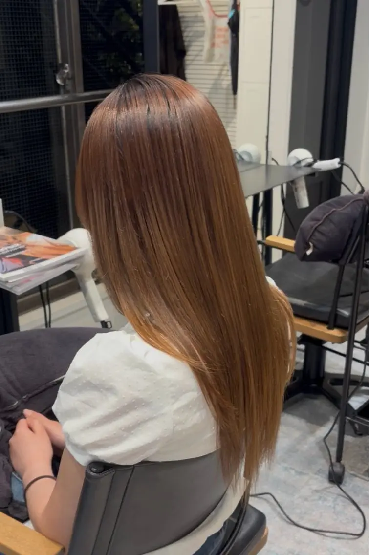セミロング パーマ トリートメント ストレートパーマ 縮毛矯正 ニシムラ アヤカのヘアスタイル