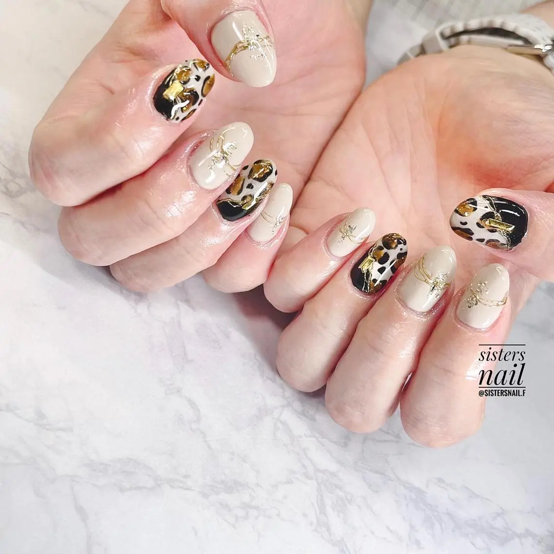 ネイル アニマル柄 アートネイル sisters nail.fのネイルデザイン