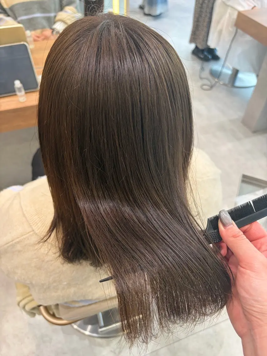 ミディアム ヘアカラー トリートメント ヘッドスパ 【透明感カラー🩶】 津田和希のヘアスタイル