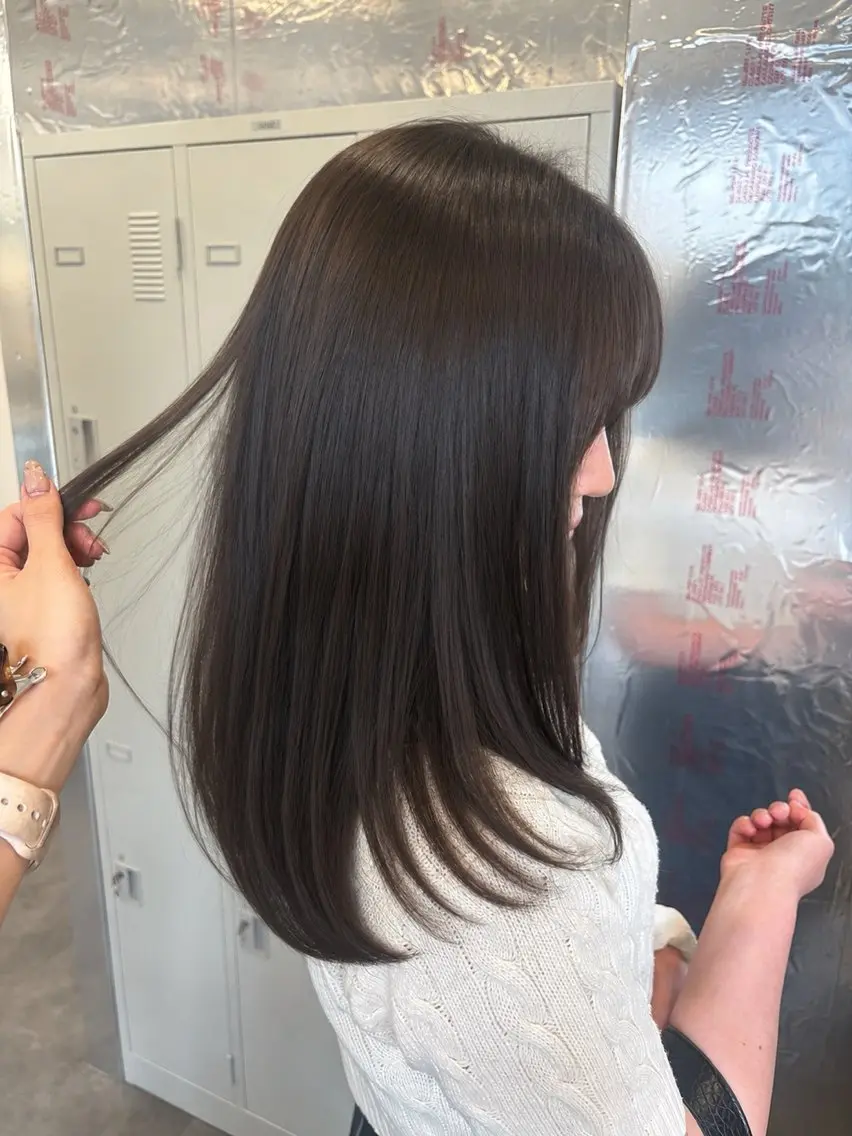 セミロング カラー 透明感カラー レイヤーカット カット ヘアカラー トリートメント 【堺/なかもず】 NANAMIのヘアスタイル