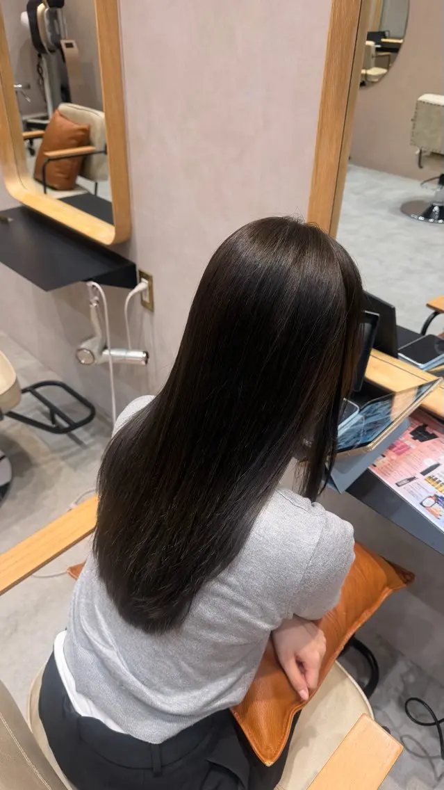 ロング ヘアカラー 💙まの/ 透明感カラー💙のヘアスタイル
