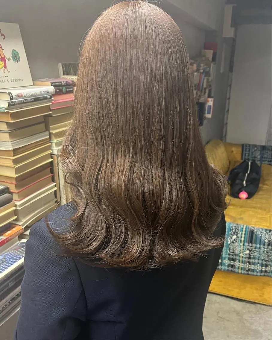 《ミニモ学割U24限定クーポン🎗️》カット＋イルミナカラー＋ダメージ補修3stepトリートメント🍒ロング料金なしの写真