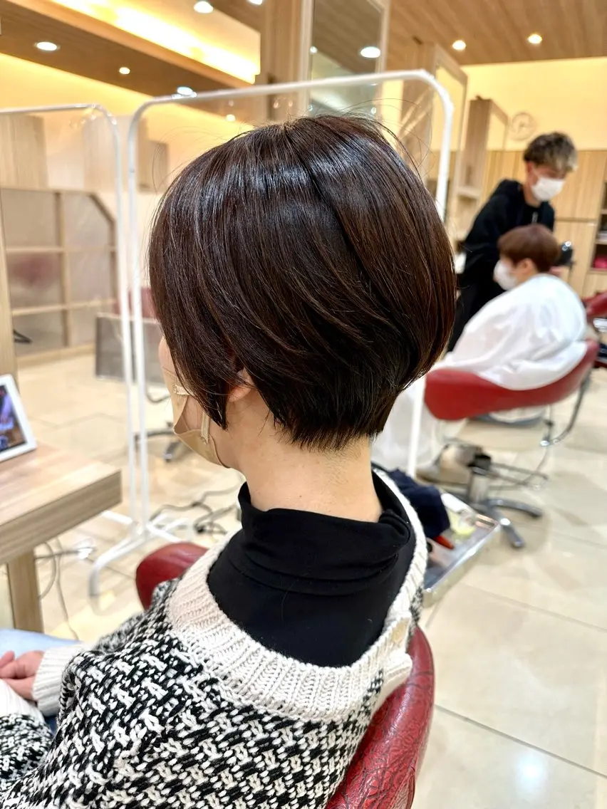 ショート カラー カット ヘアカラー トリートメント 小坂直輝【髪質改善・ 似合わせカット】のヘアスタイル