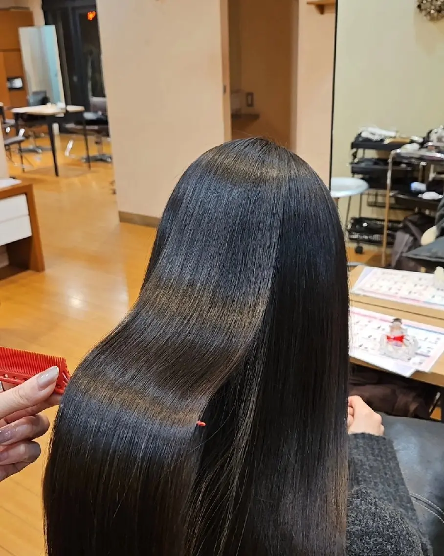 ロング カラー 髪質改善 トリートメント 髪質改善/白髪ぼかし SHIONのヘアスタイル