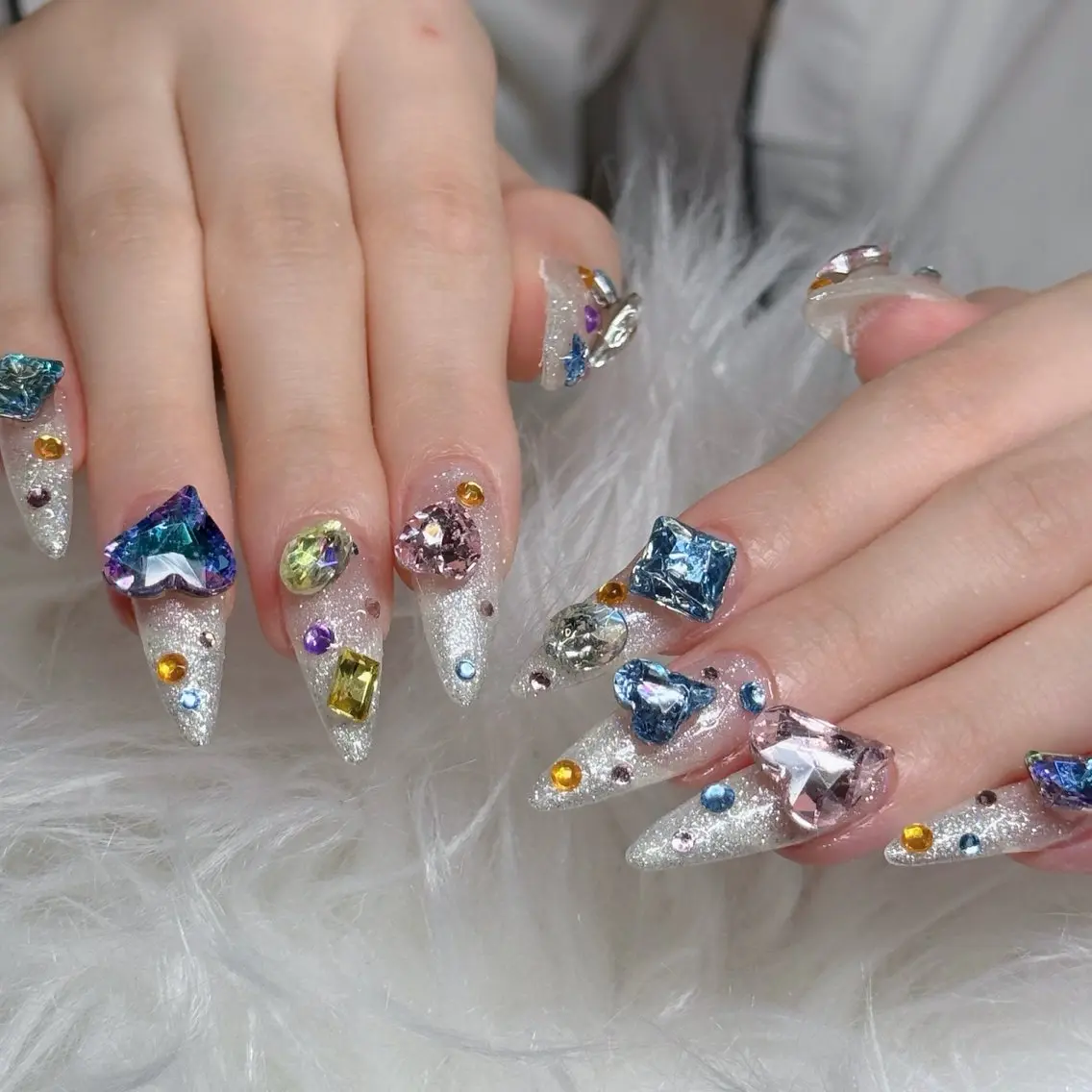 ネイル ロングネイル マグネットネイル リボン スーパーロングネイル ネイルチップ Hani Nail Salonのネイルデザイン