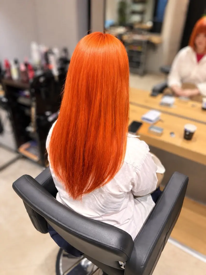 ロング ヘアカラー 🌈派手カラー🌈 🦋HARU 🦋のヘアスタイル