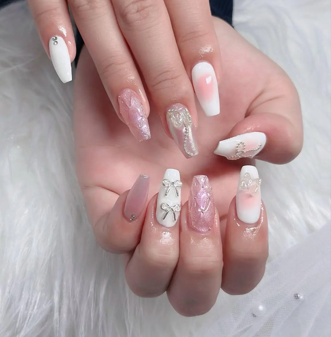 ネイル フレンチネイル ジェルネイル ハロウィン 韓国ネイル マグネットネイル ハンドネイル H.baby Nail Salonのネイルデザイン
