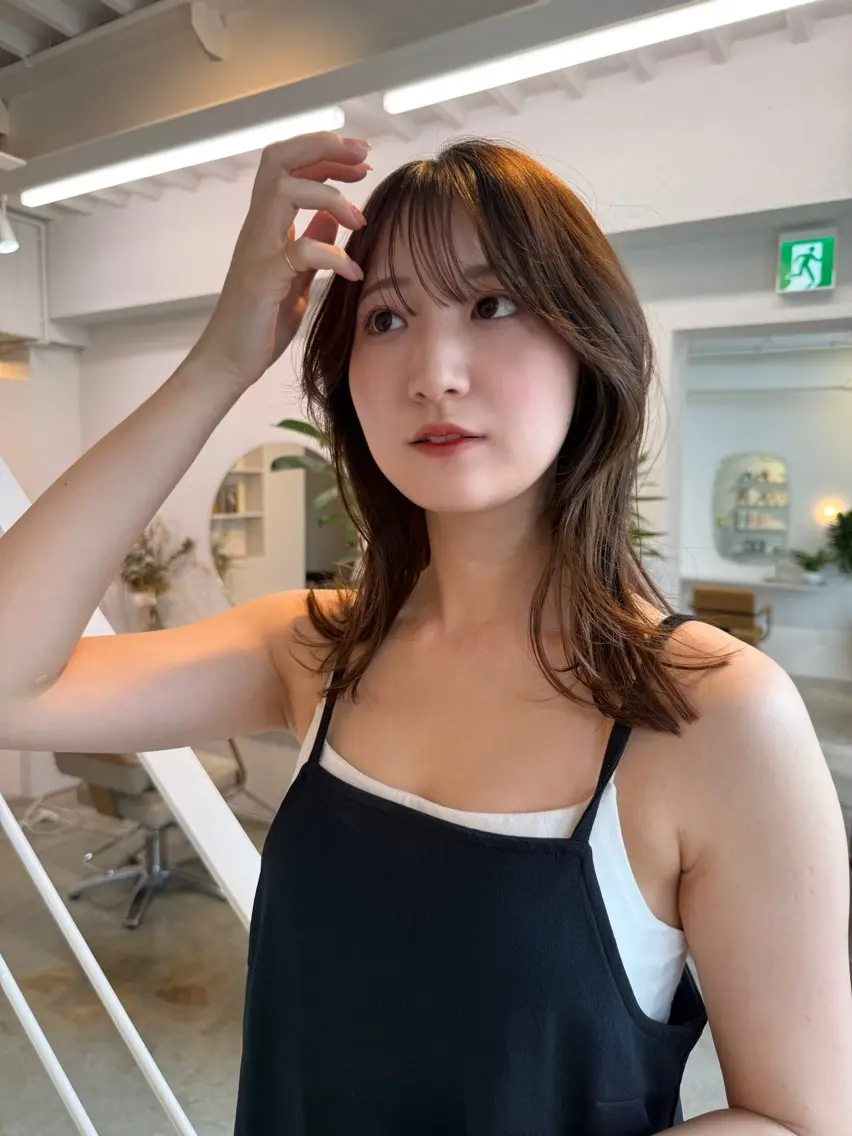 ミディアム レイヤーカット yuk💐 manakaのヘアスタイル