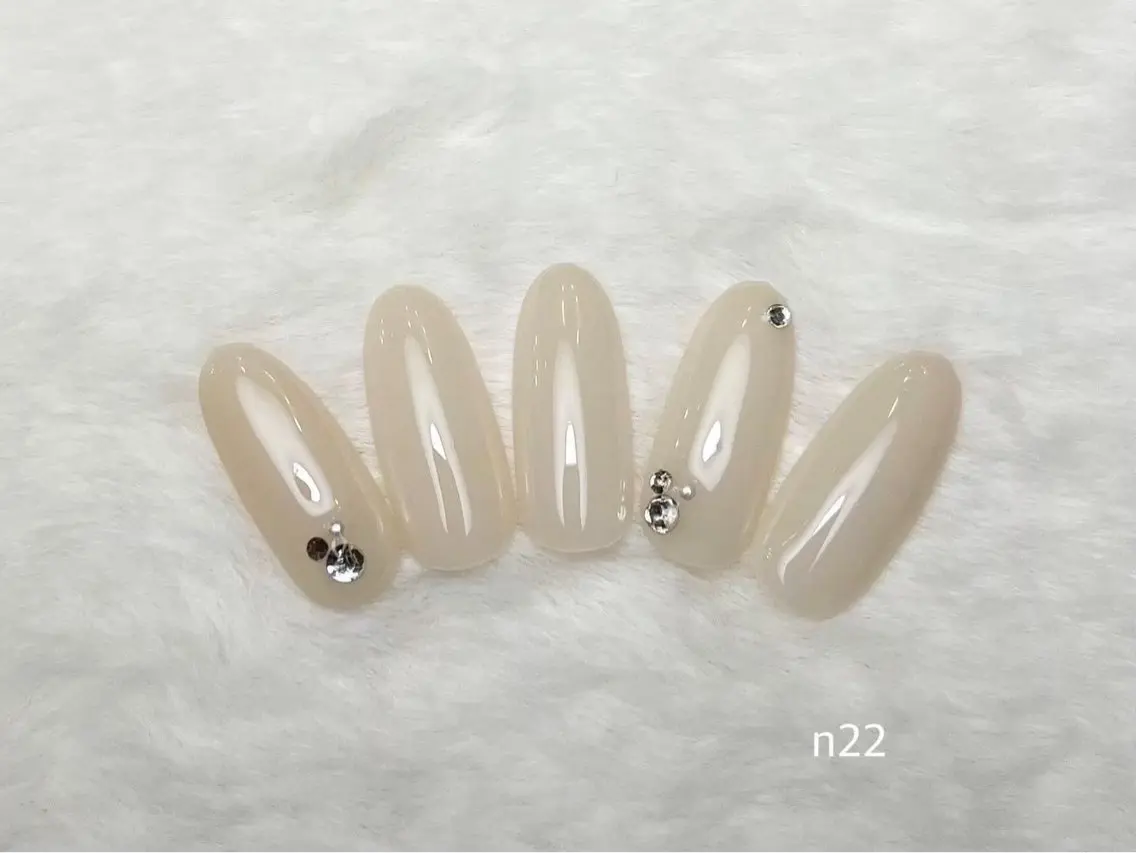 ネイル シンプルネイル peTiT NAILISTのネイルデザイン