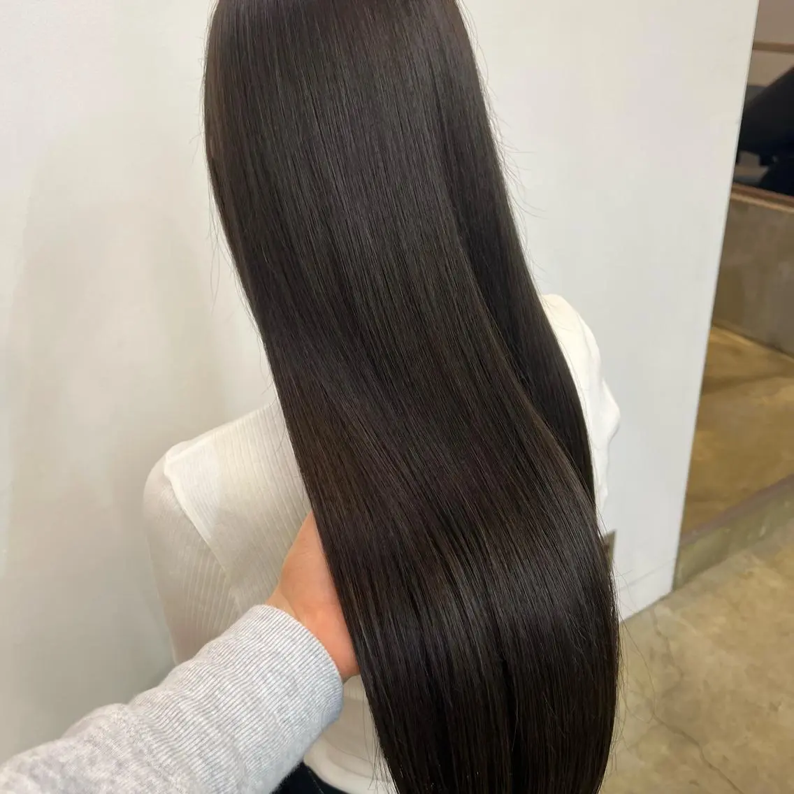 ロング カラー アッシュ ミント トリートメント カット ヘアカラー トリートメント 顔まわりカット✨艶髪 ✨髪質改善✨伴響佳のヘアスタイル