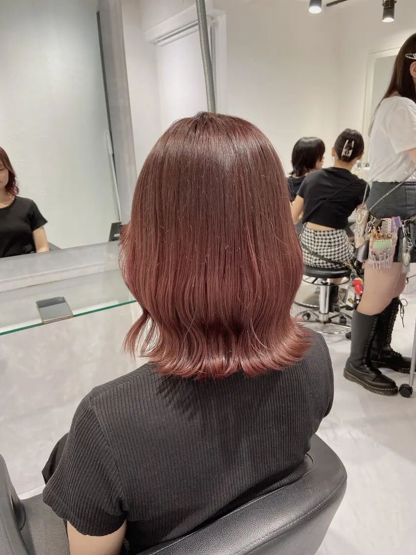 セミロング カラー センターパート特化 井上健太のヘアスタイル