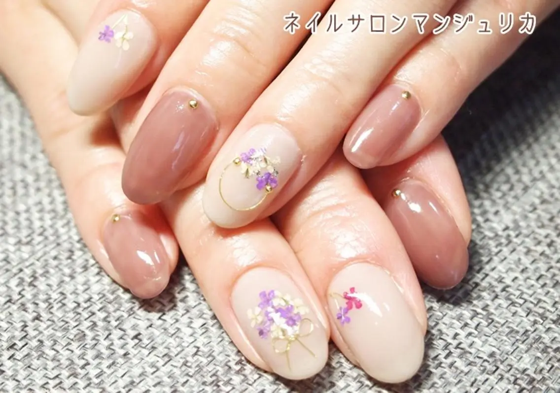 ネイル アートネイル ジェルネイル ハンドネイル 山田 麻衣のネイルデザイン
