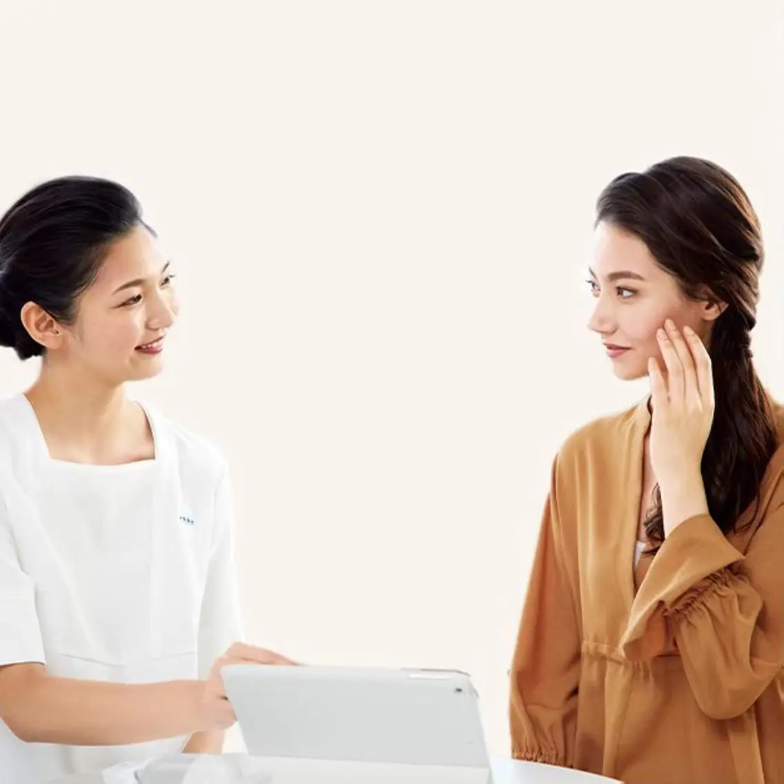 メイク体験💄お肌診断からお肌の状態に合わせてPOLAのメイク用品でメイク体験❣️の写真