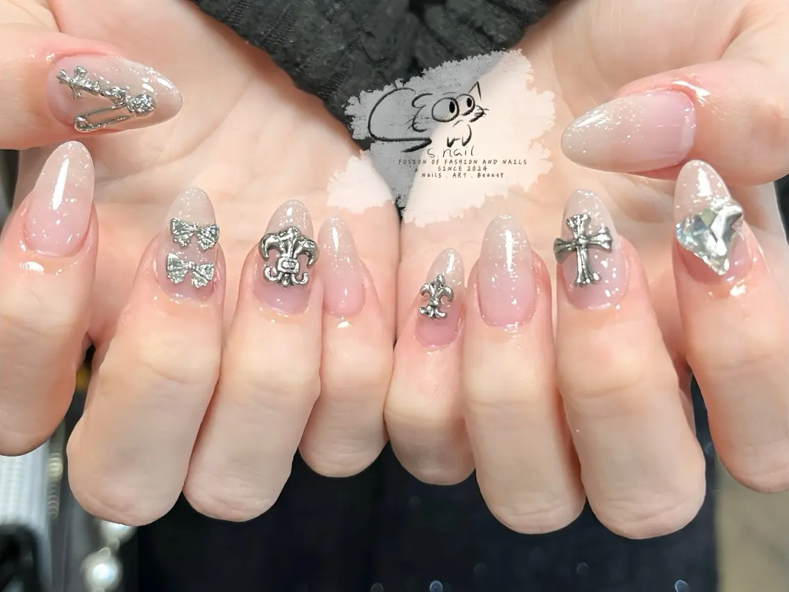 ネイル チークネイル フレンチネイル グラデーション マグネットネイル ワンカラーネイル S.nail _のネイルデザイン