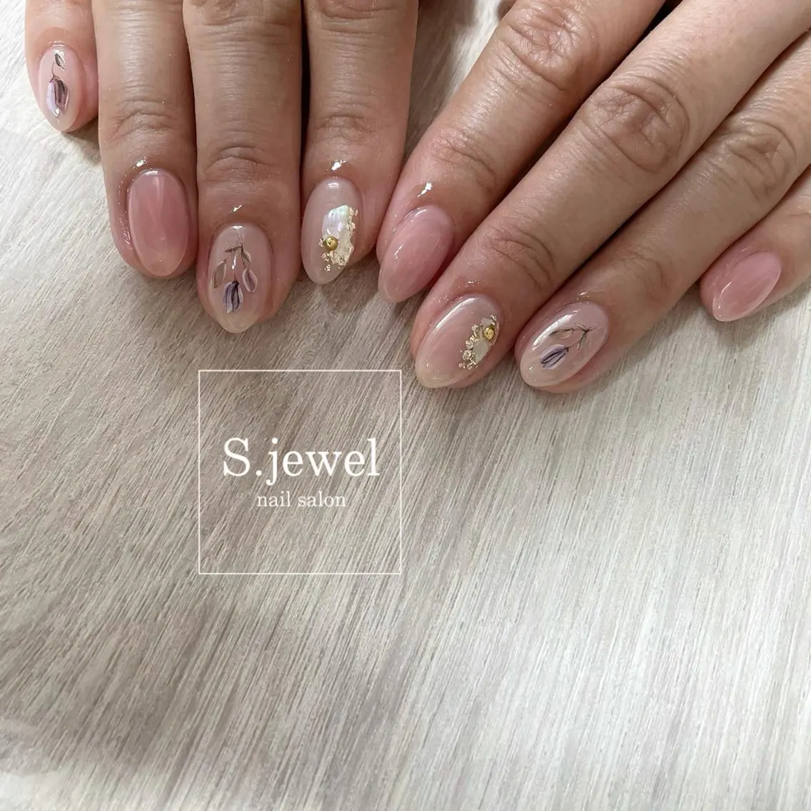 ネイル S. JEWELのネイルデザイン