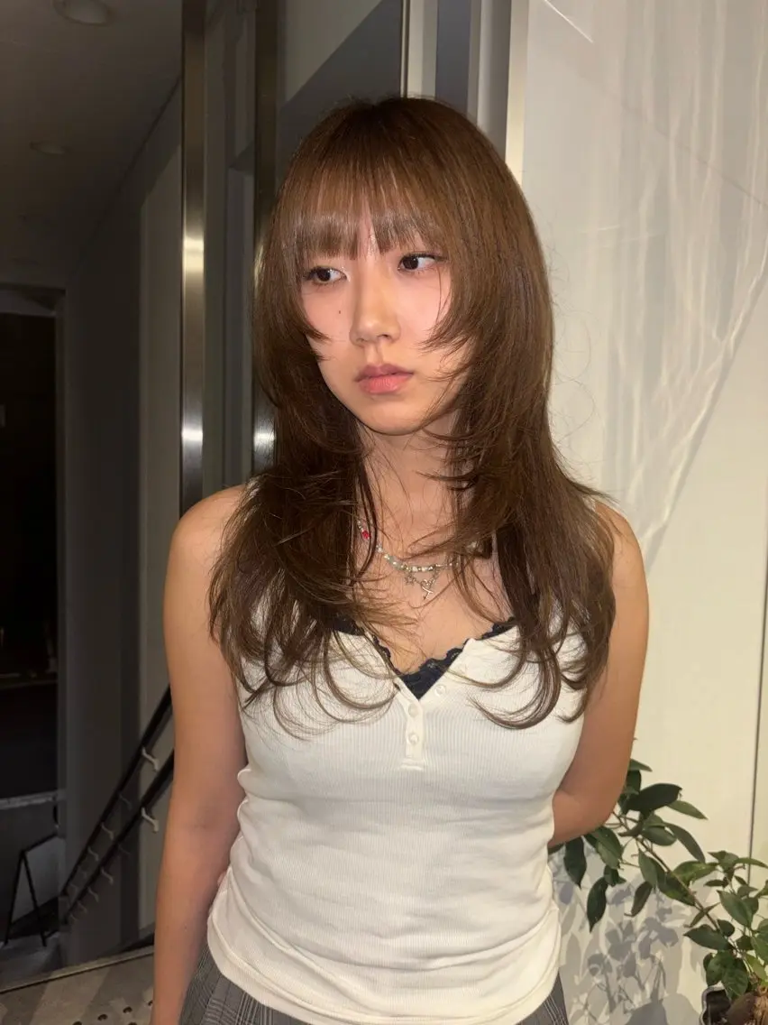 ロング レイヤーカット 夏実 natsumiのヘアスタイル
