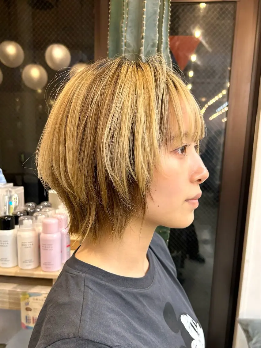 ショート カット ヘアカラー トリートメント 🩵縮毛矯正/ブリー チ/髪質改善/いつかのヘアスタイル