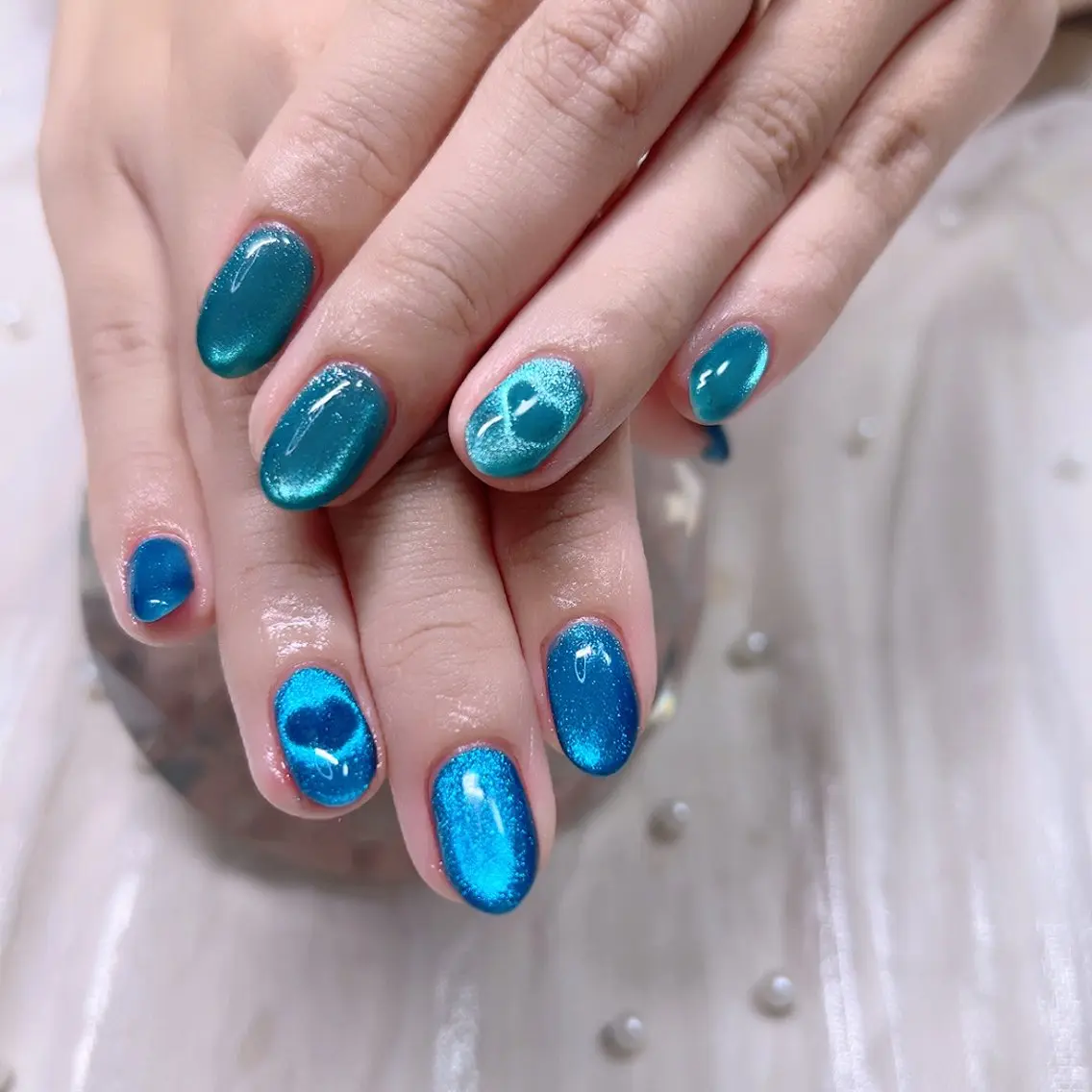ネイル マグネットネイル マグネットワンカラー オフィスネイル ワンカラーネイル シンプルネイル ハンドネイル Cute Tips nailのネイルデザイン