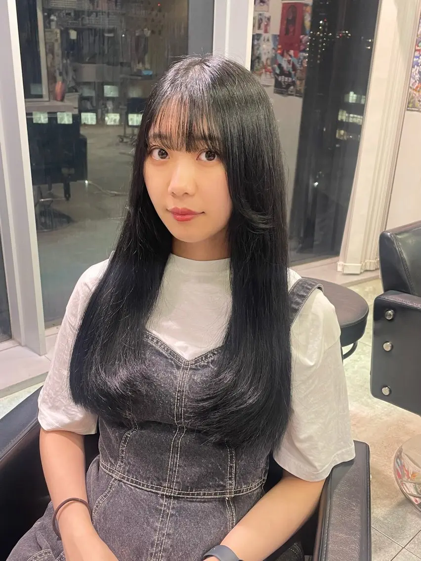 ロング カラー ロングレイヤー 透明感カラー 髪質改善 韓国風ヘア レイヤーカット カット ヘアカラー トリートメント 似合わせカット/ デザインカラー🦄のヘアスタイル