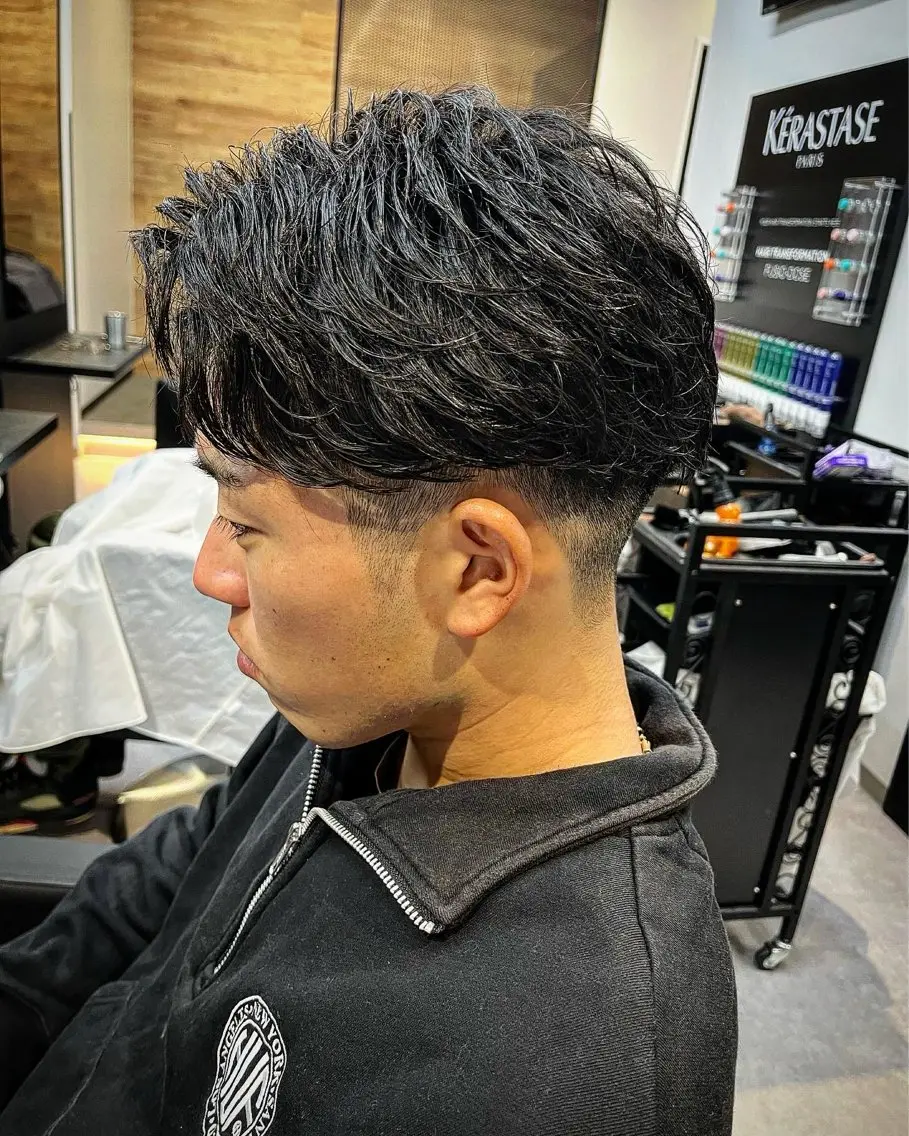 ショート パーマ ヘアアレンジ メンズ メンズパーマ くせ毛 ショートヘア カット パーマ ヘアセット men'slapis YUTOのヘアスタイル