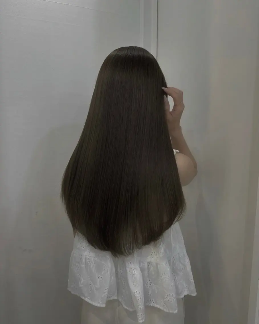 ミディアム カット ヘアカラー トリートメント ハタケナカ コトネのヘアスタイル