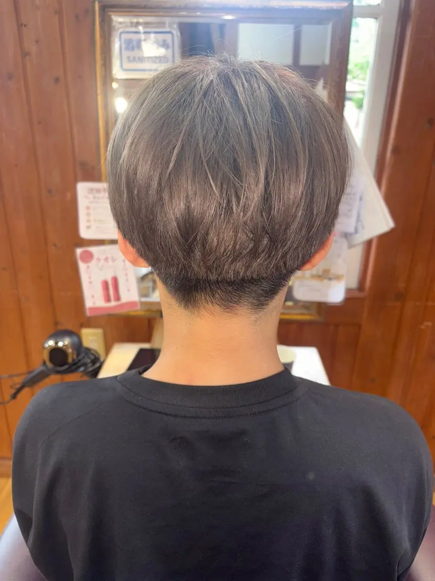 カラー メンズ ブラウンカラー ナチュラルブラウン ヘアカラー 松根 あや🐈‍⬛のヘアスタイル