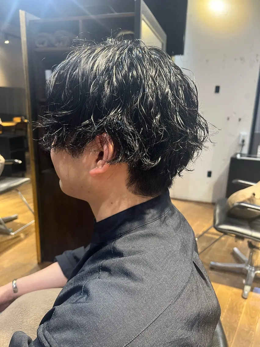ショート パーマ メンズ メンズパーマ ツイストスパイラルパーマ スパイラルパーマ 🌈ケアブリーチ🌈 おぐまなつきのヘアスタイル
